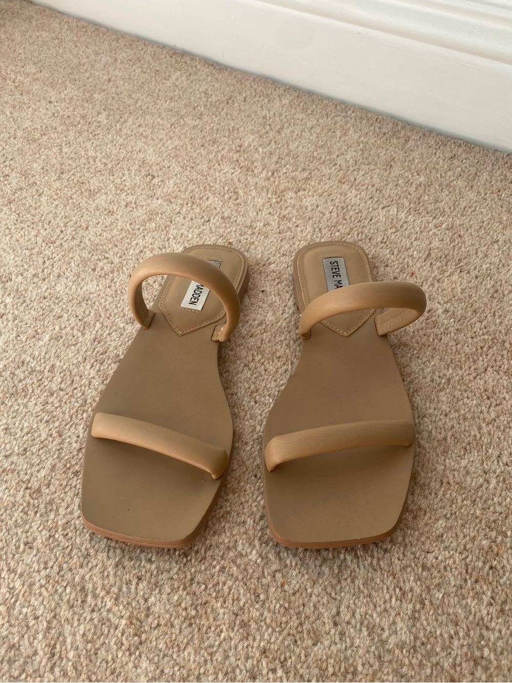 Steve Madden Pedra Tan Sandals Size 7.5 Square Toe Sunmer Casual